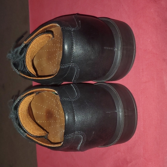 Ecco Dress Shoes - Picture 4 of 7